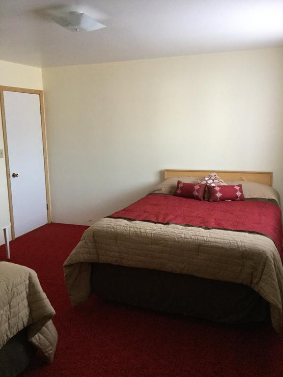 Cedars Motel Ironwood Bagian luar foto