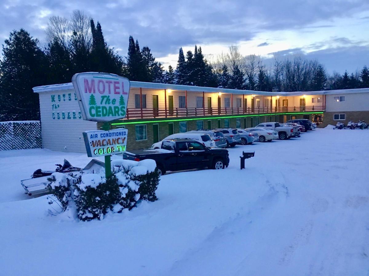 Cedars Motel Ironwood Bagian luar foto