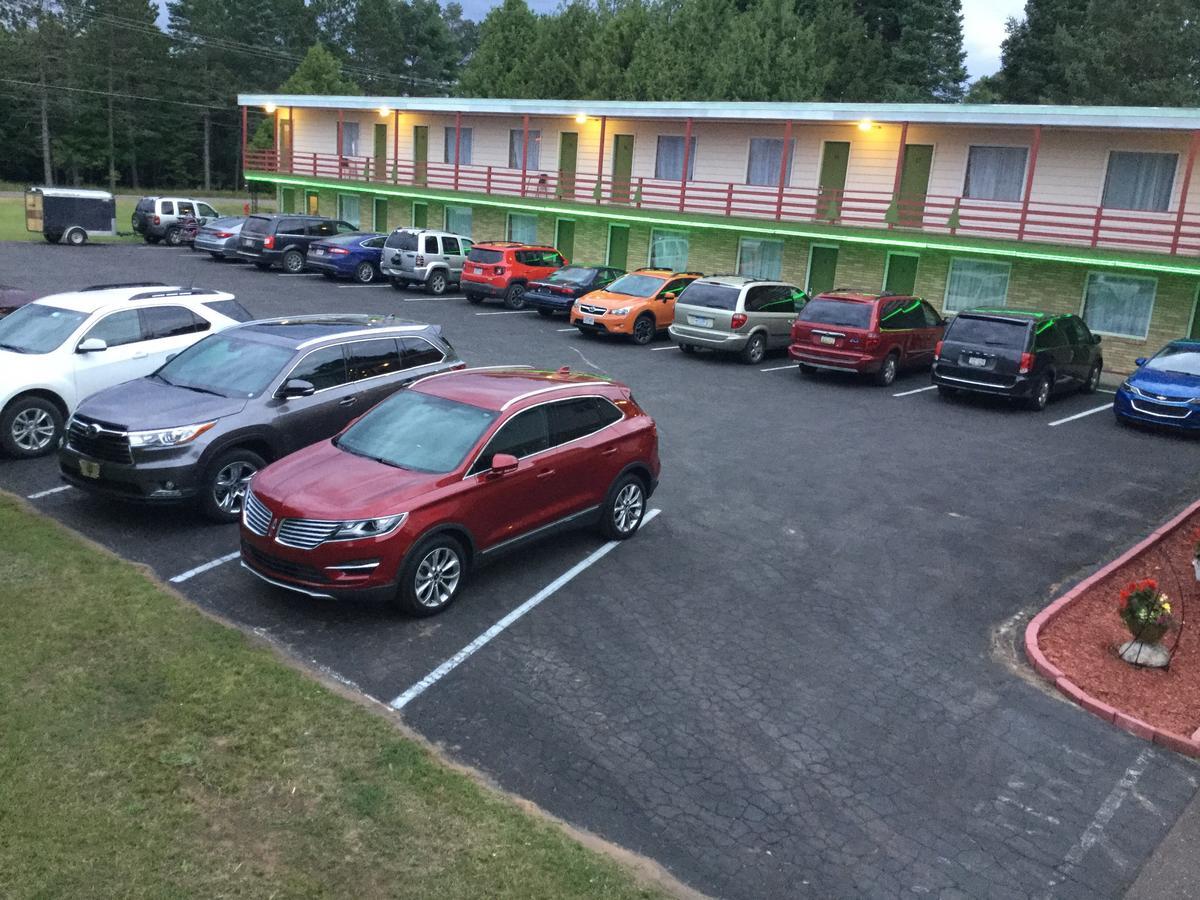 Cedars Motel Ironwood Bagian luar foto
