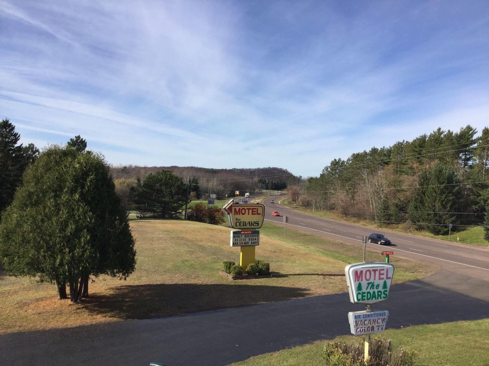 Cedars Motel Ironwood Bagian luar foto