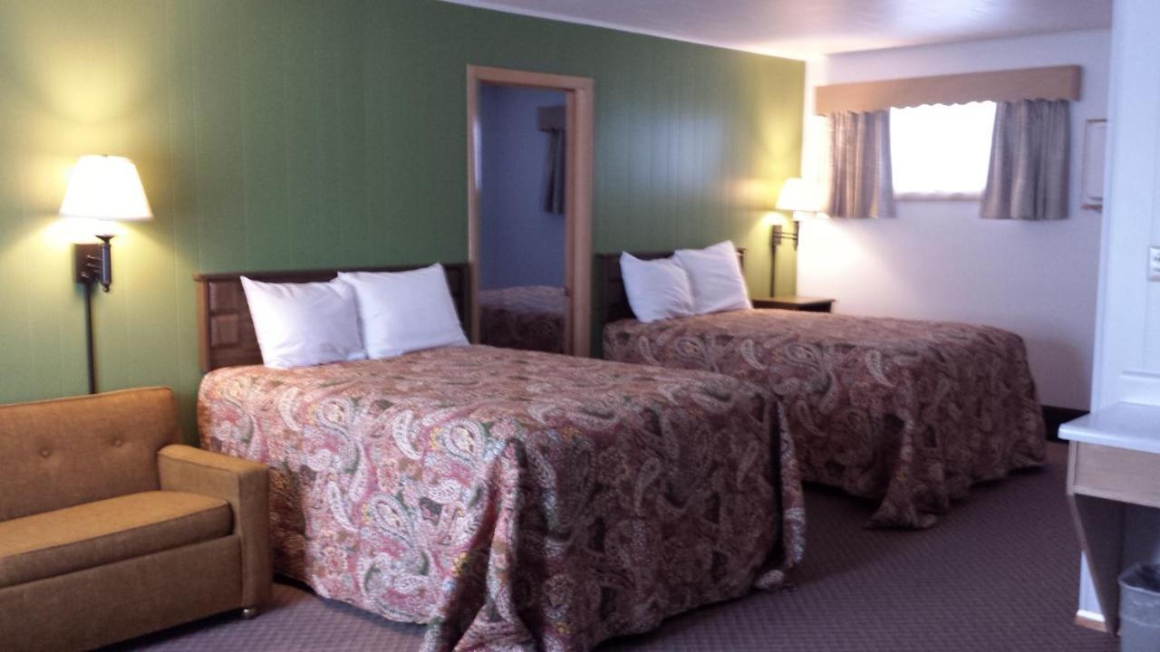 Cedars Motel Ironwood Bagian luar foto